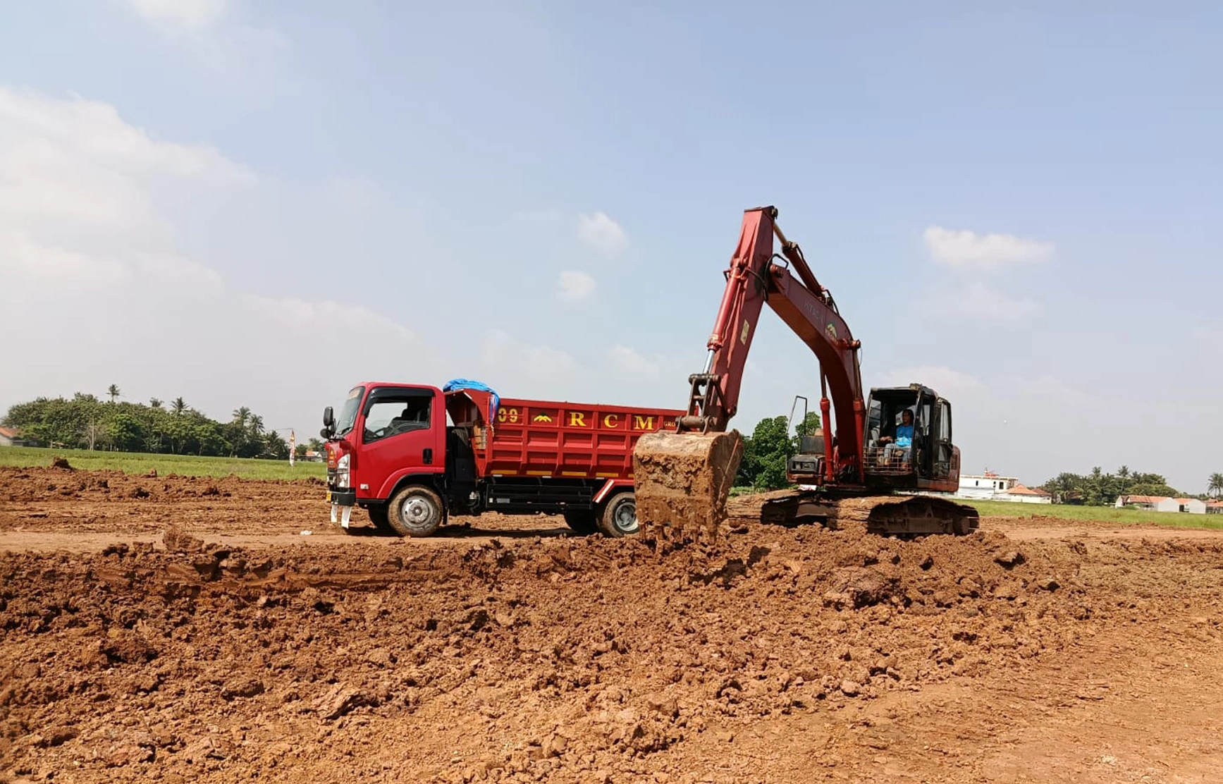 Proyek Urugan Tanah Grand City The Extention 2